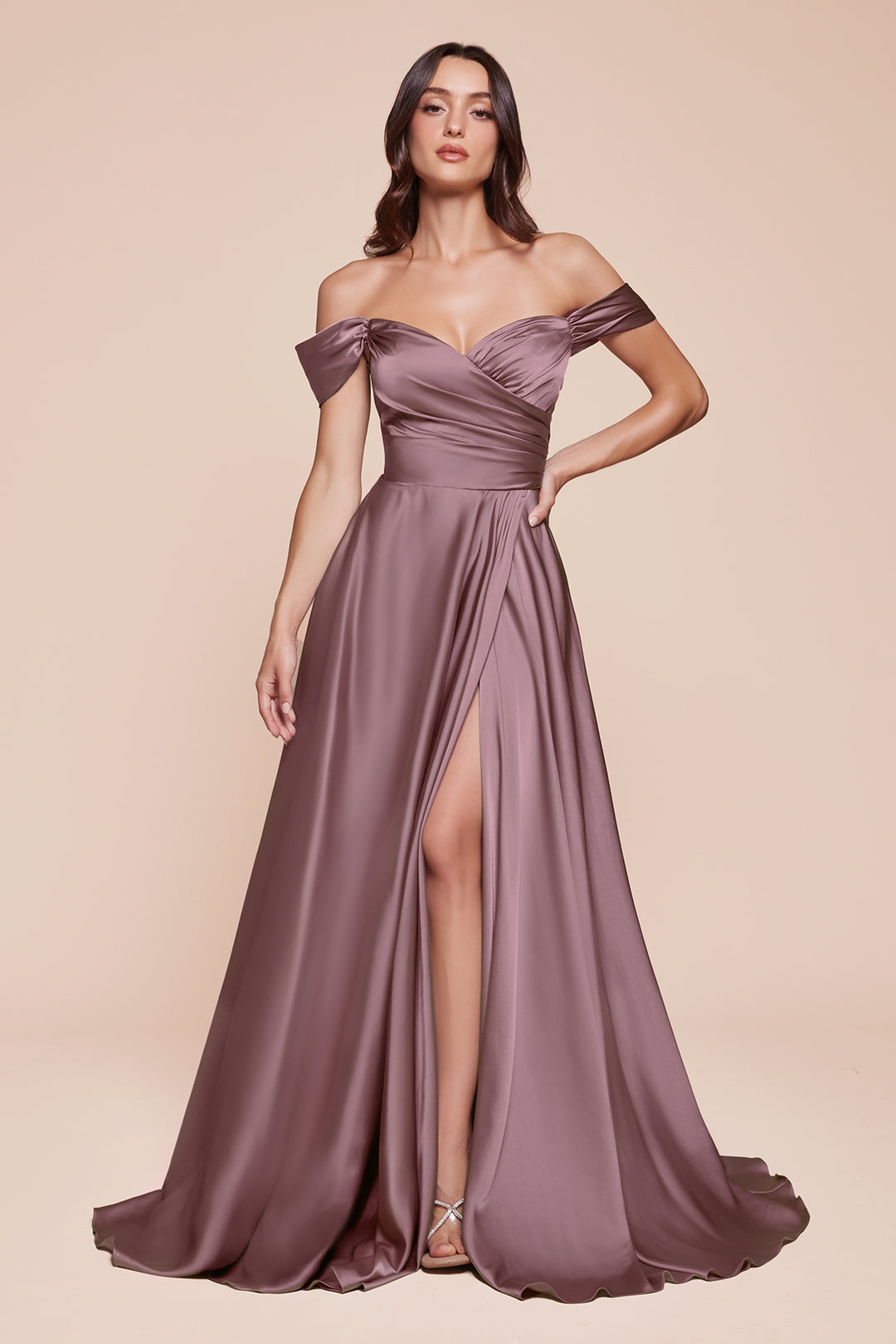 CINDERELLA DIVINE 7493C Plus Size Sweetheart Off-Shoulder A-Line Satin Evening Dress