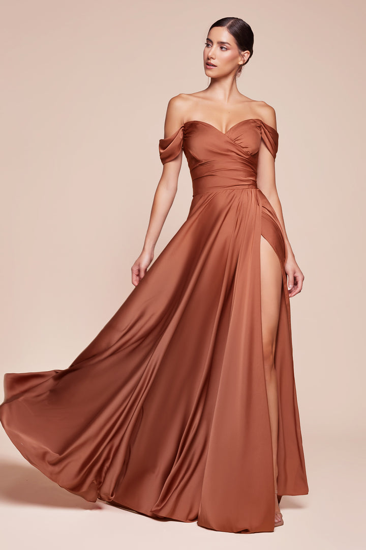 CINDERELLA DIVINE 7493C Plus Size Sweetheart Off-Shoulder A-Line Satin Evening Dress