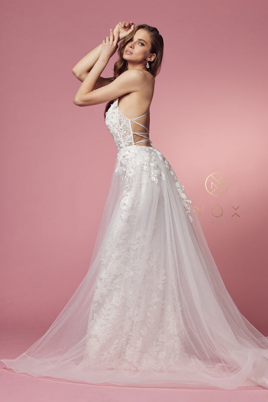 NOX ANABEL F485W  Lace Applique V-Neck Trumpet Bridal Dress