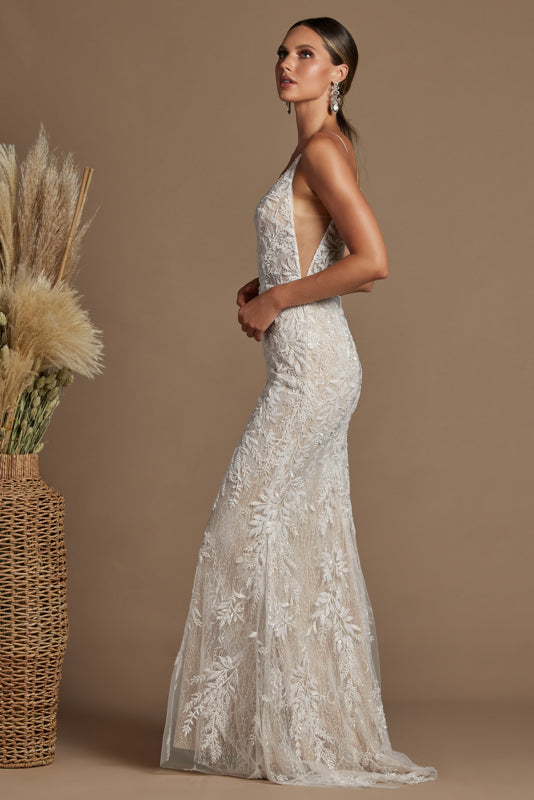 NOX ANABEL JE915 Fitted V-Neck Beaded Lace Bridal Gown