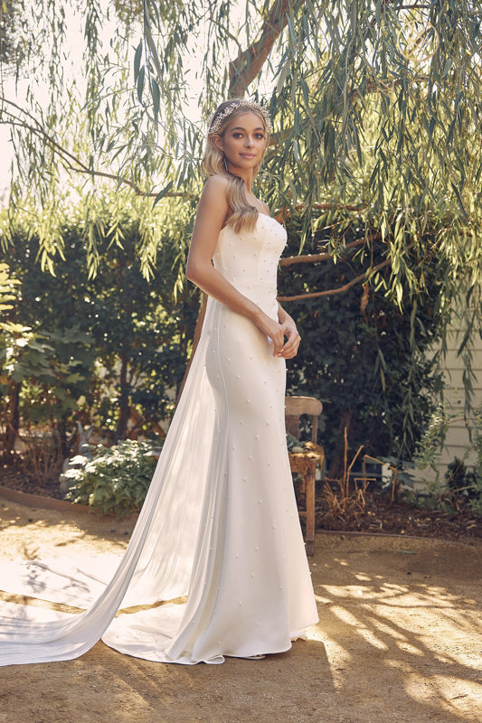 NOX ANABEL QW963 Pearl Beaded Sleeveless Bridal Dress